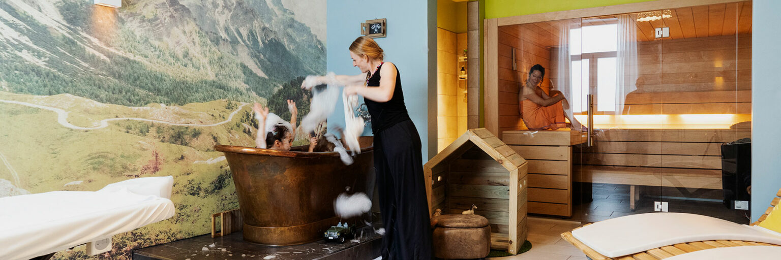 Badehaus-Banner-family-07